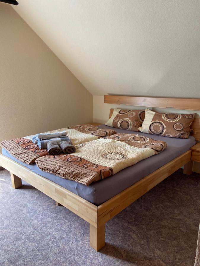 Hotel Haus Petra Stadtkyll Zewnętrze zdjęcie
